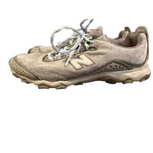 New Balance Women's Size 9.5 Trail Running Athletic Shoes WR790GB